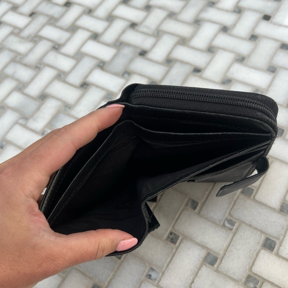 Authentic Prada Wallet - Picture 8 of 9